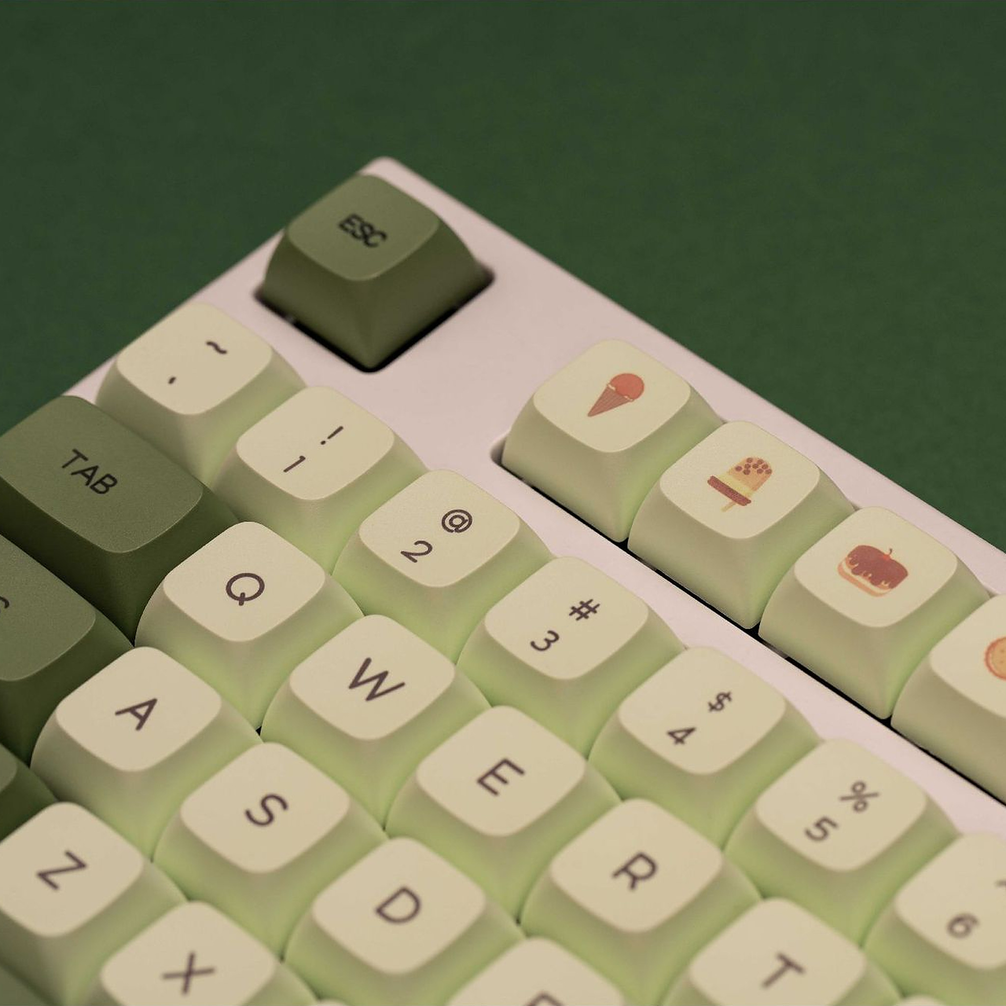 Matcha Keycap Set, the accent keys